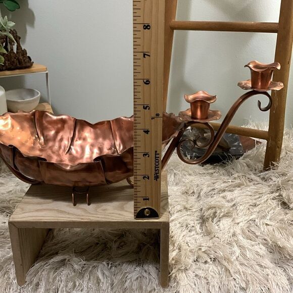 Vintage Gregorian USA Hammered Copper Centerpiece Bowl With 4 Candle Holders - Picture 15 of 16
